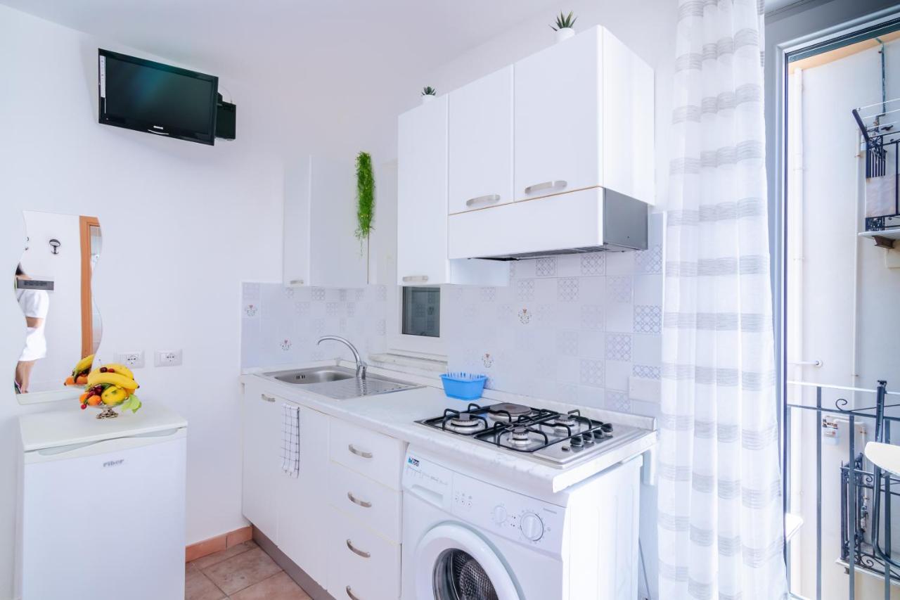 Luna Apartment เชฟาลู ภายนอก รูปภาพ