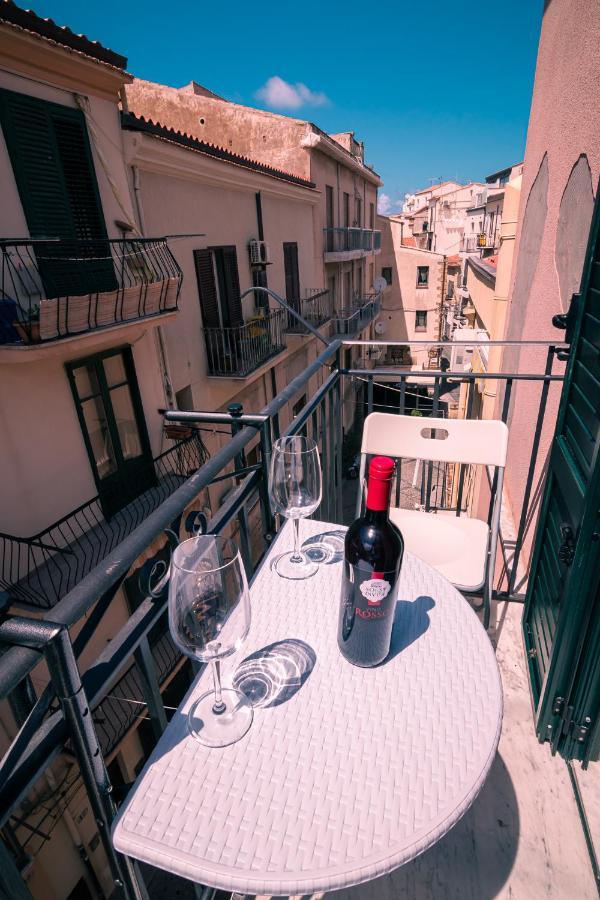 Luna Apartment เชฟาลู ภายนอก รูปภาพ